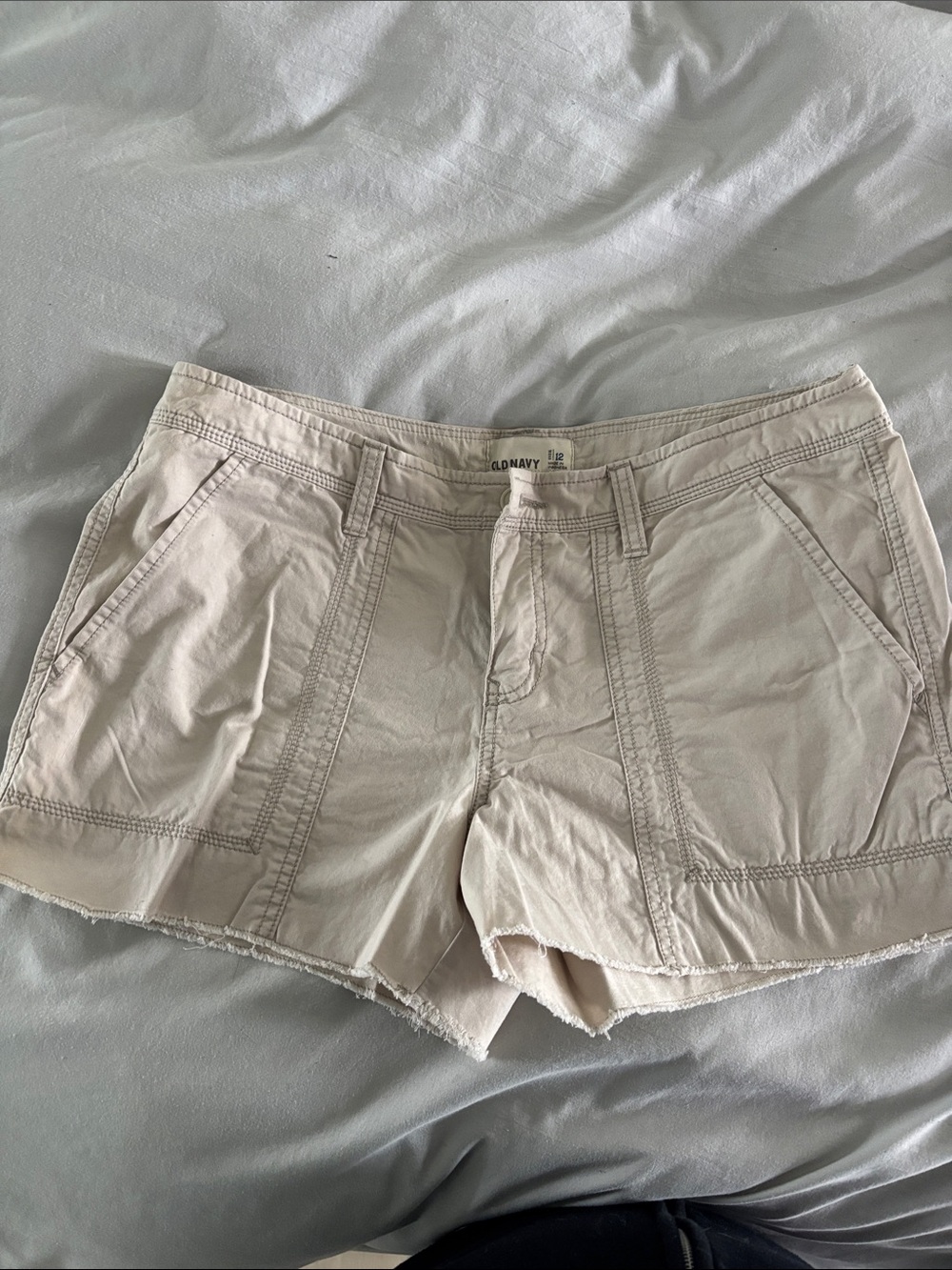 Old Navy Light Cream Casual Cotton Utility Shorts